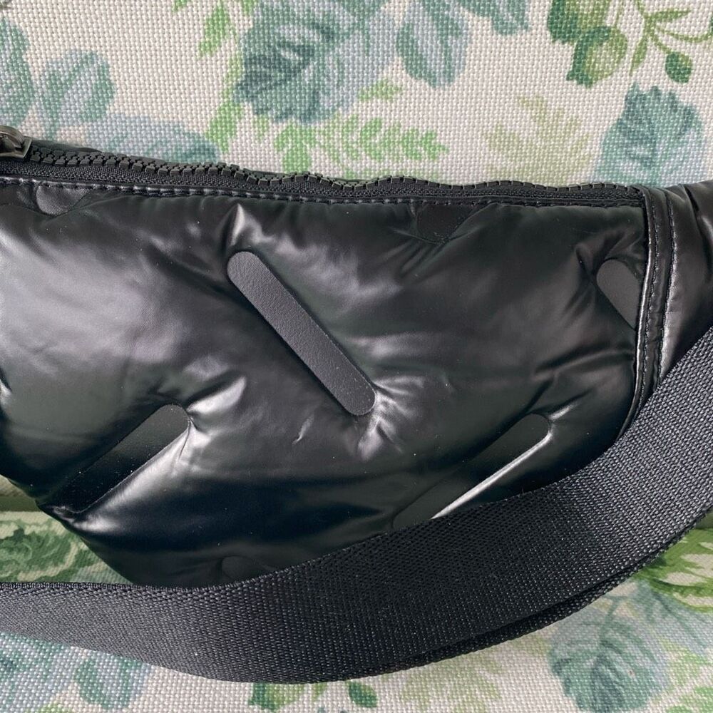 Markberg Denmark Halle MBG Bum Bag Quilted Puffer Bag Medium Recycled - Picture 8 of 14